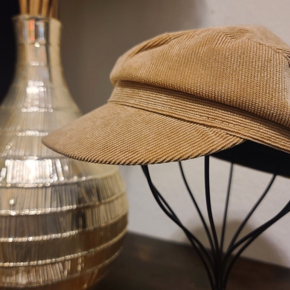 Forever 21 Corduroy Cap - Picture 2 of 2